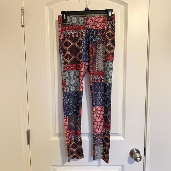 American eagle boho Colorful Patchwork Patterned Leggings - Picture 1 of 3